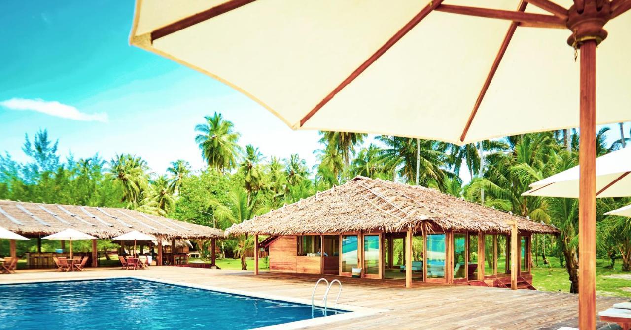 Awera Resort Tua Pejat Buitenkant foto