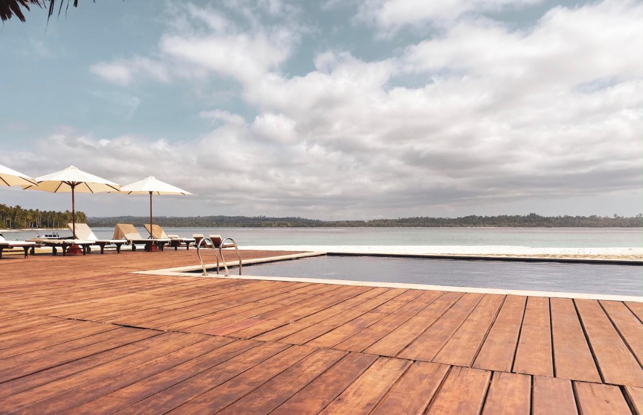 Awera Resort Tua Pejat Buitenkant foto