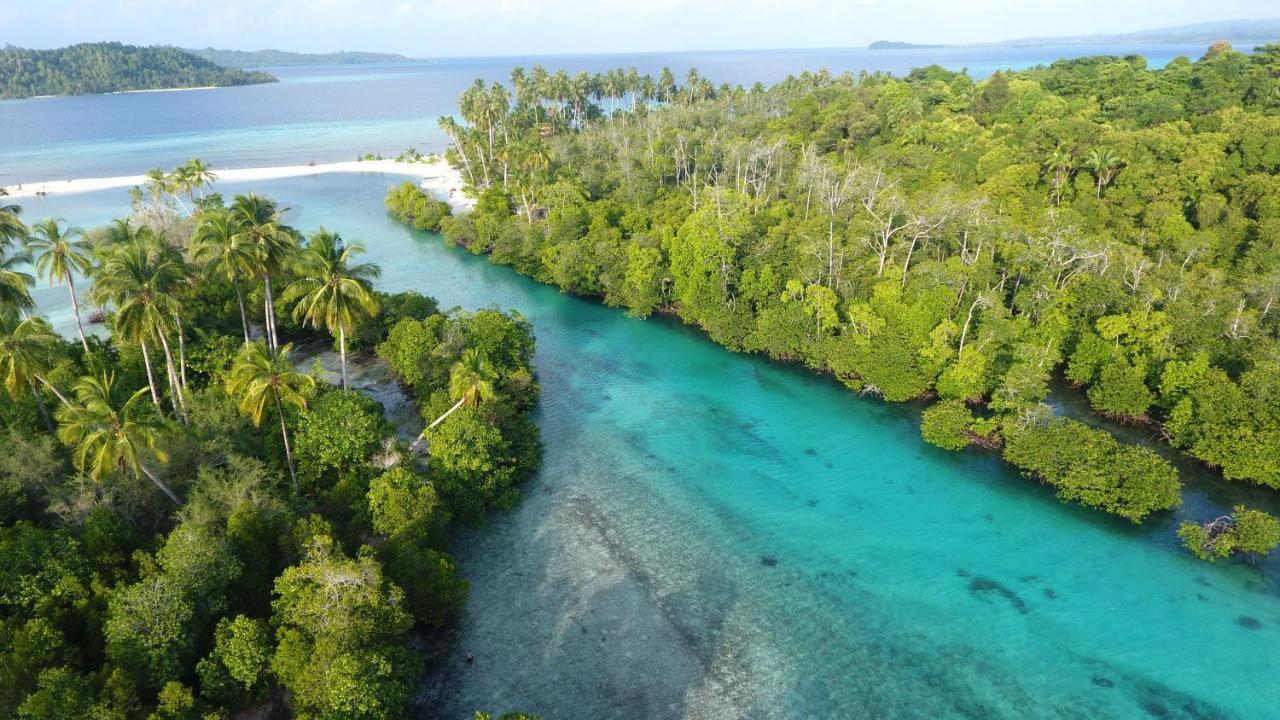 Awera Resort Tua Pejat Buitenkant foto