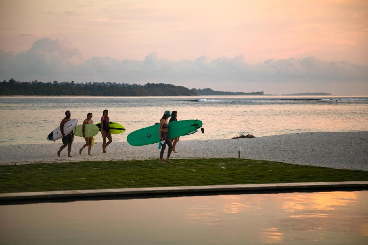 Awera Resort Tua Pejat Buitenkant foto