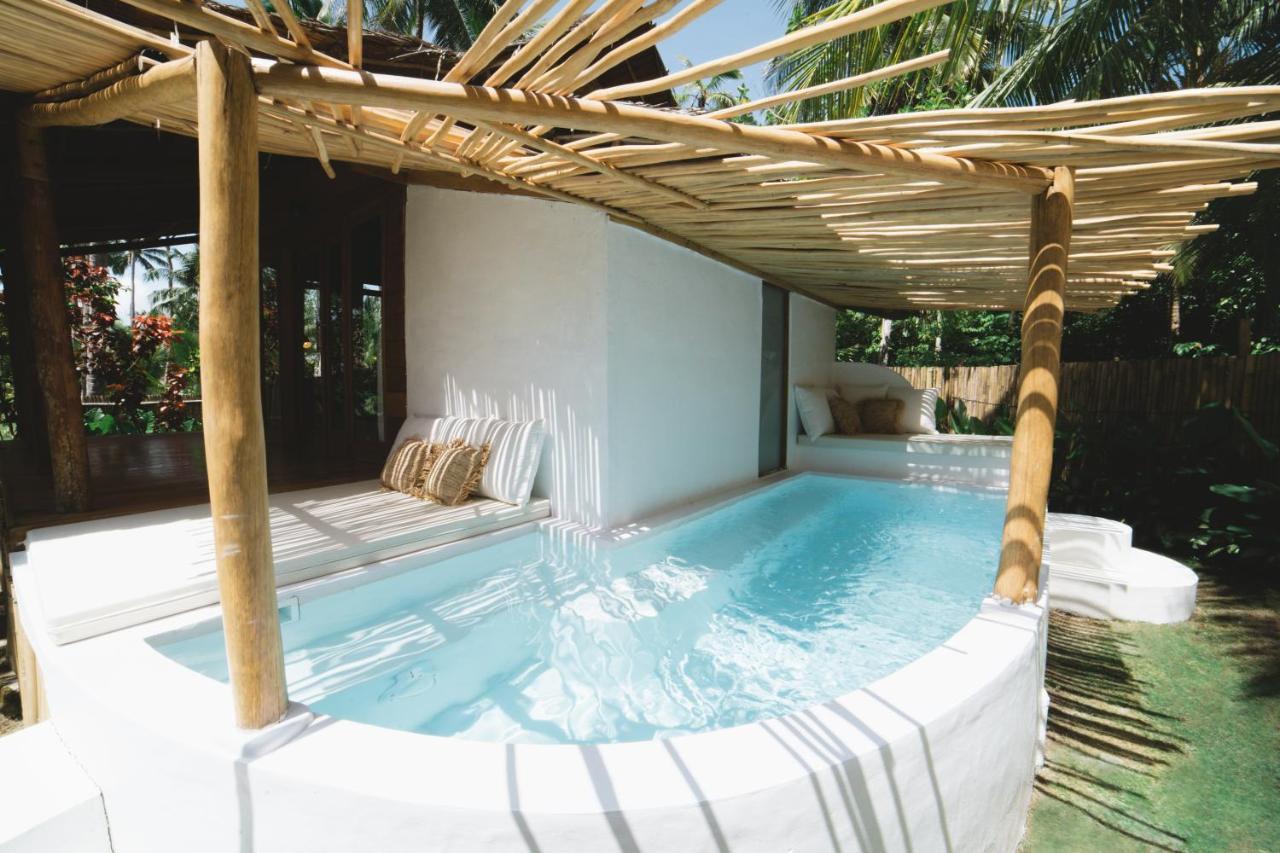 Awera Resort Tua Pejat Buitenkant foto