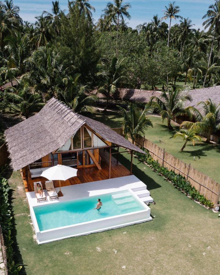 Awera Resort Tua Pejat Buitenkant foto